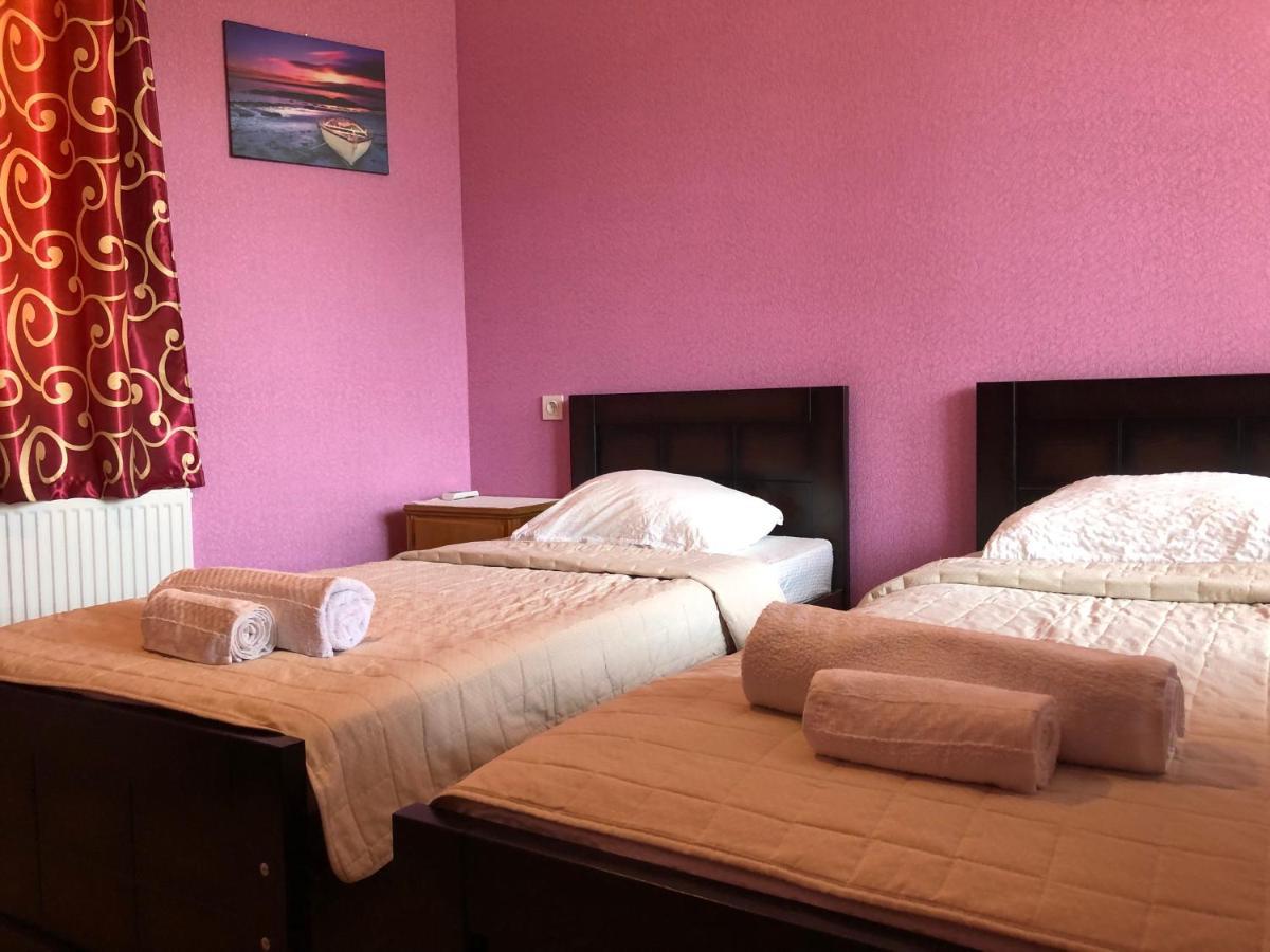 Doors Otel Kutaisi Dış mekan fotoğraf
