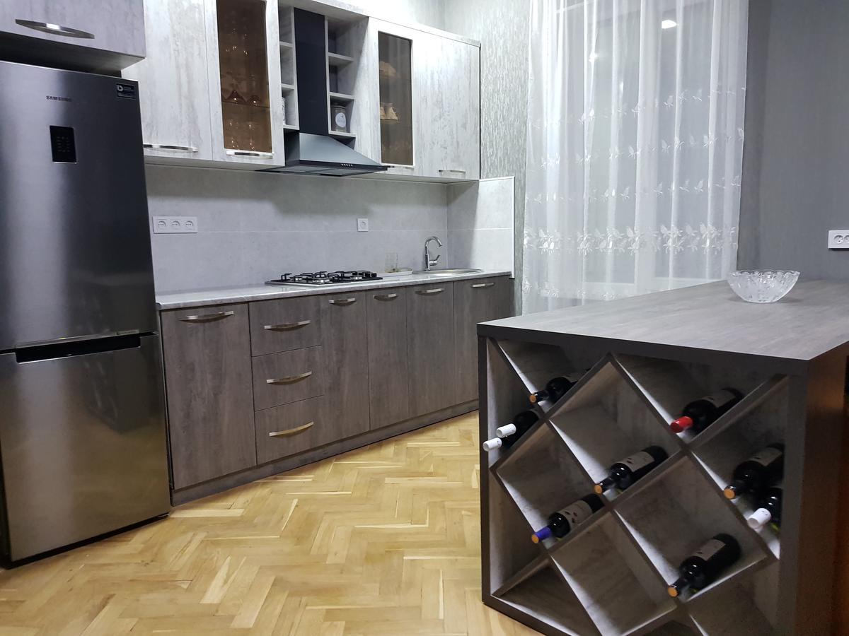 Doors Otel Kutaisi Dış mekan fotoğraf